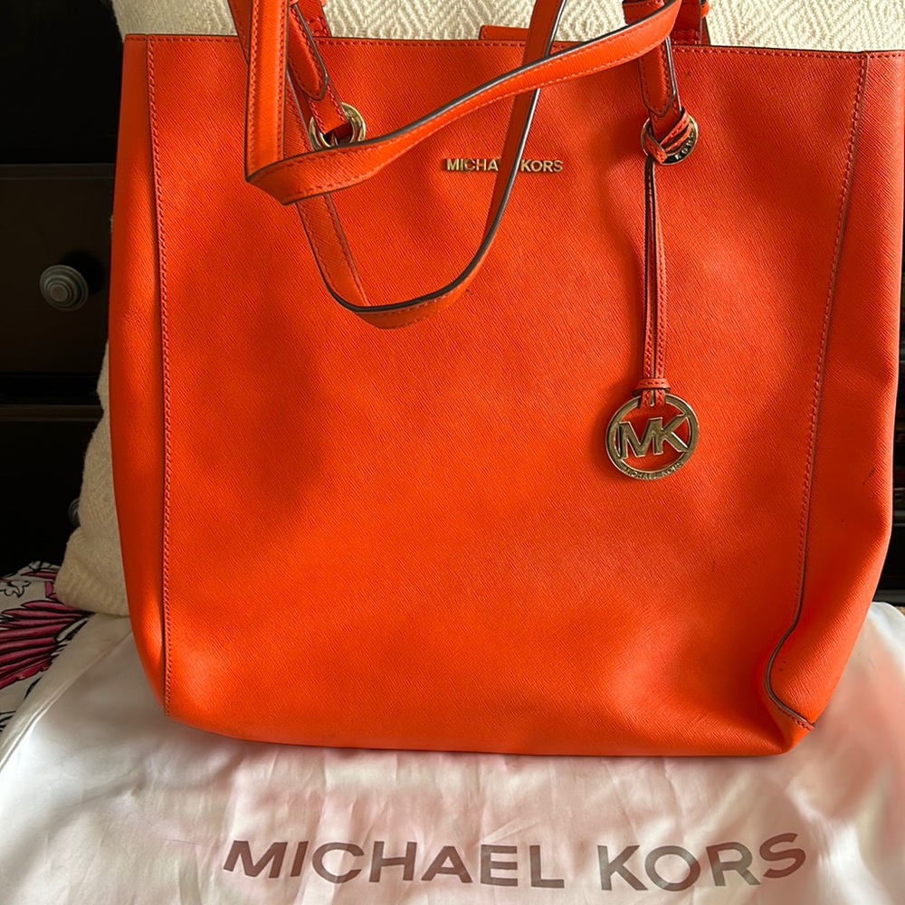 MICHAEL KORS Jet Set Tote